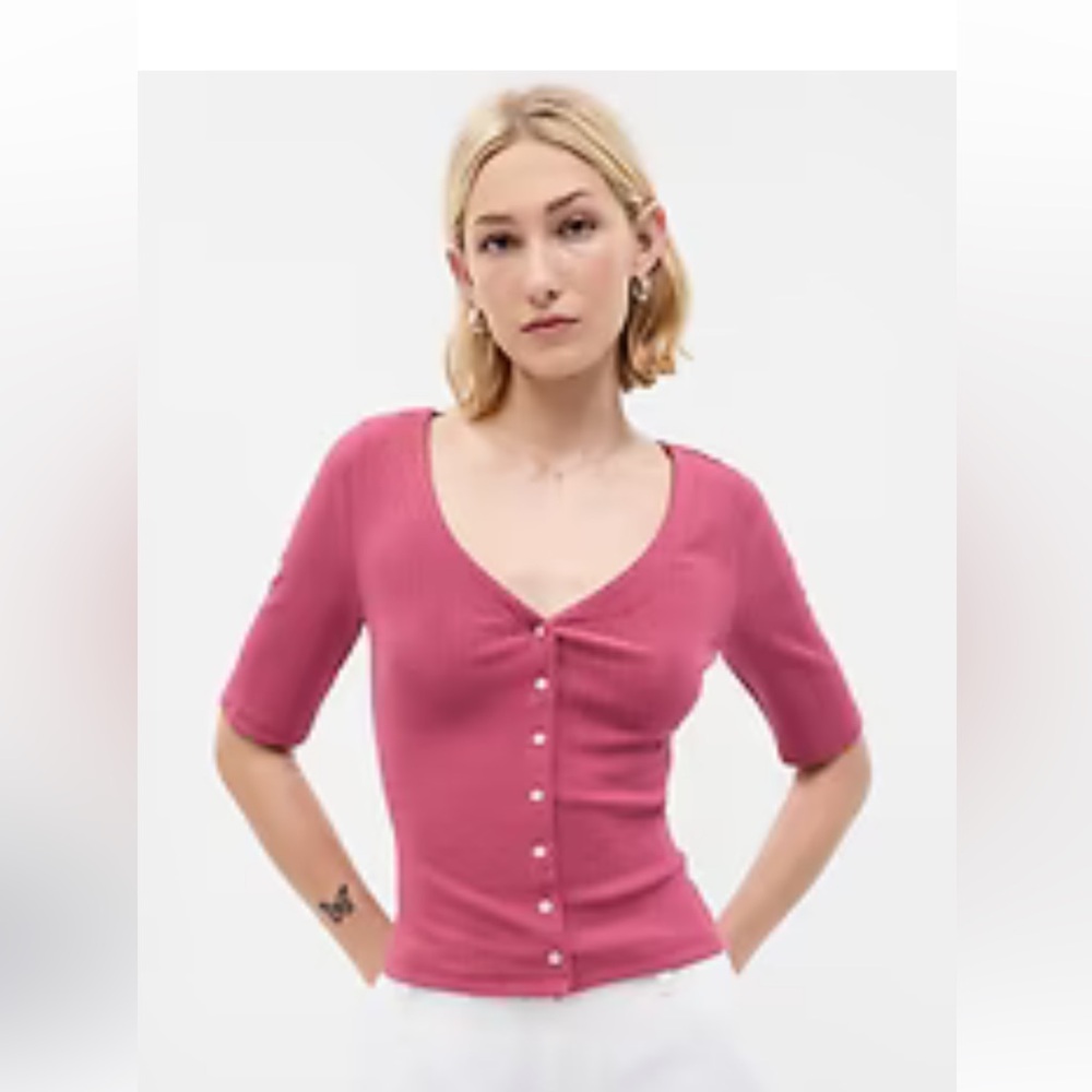 V-neck ribbed cardigan